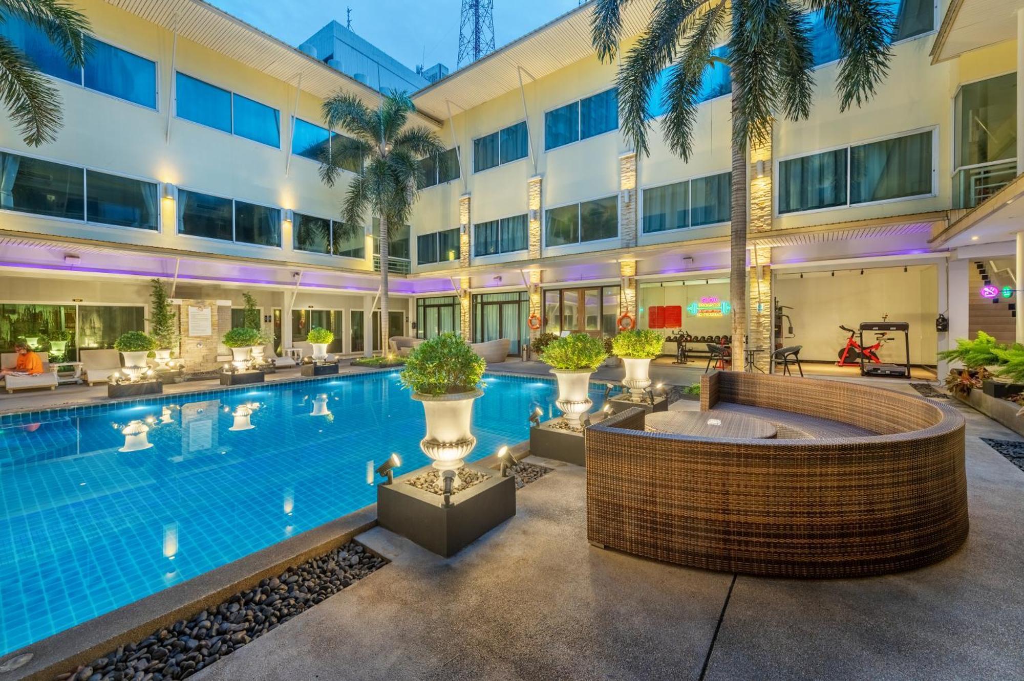 Qiu Hotel Sukhumvit Sha Plus Bangkok Exteriör bild