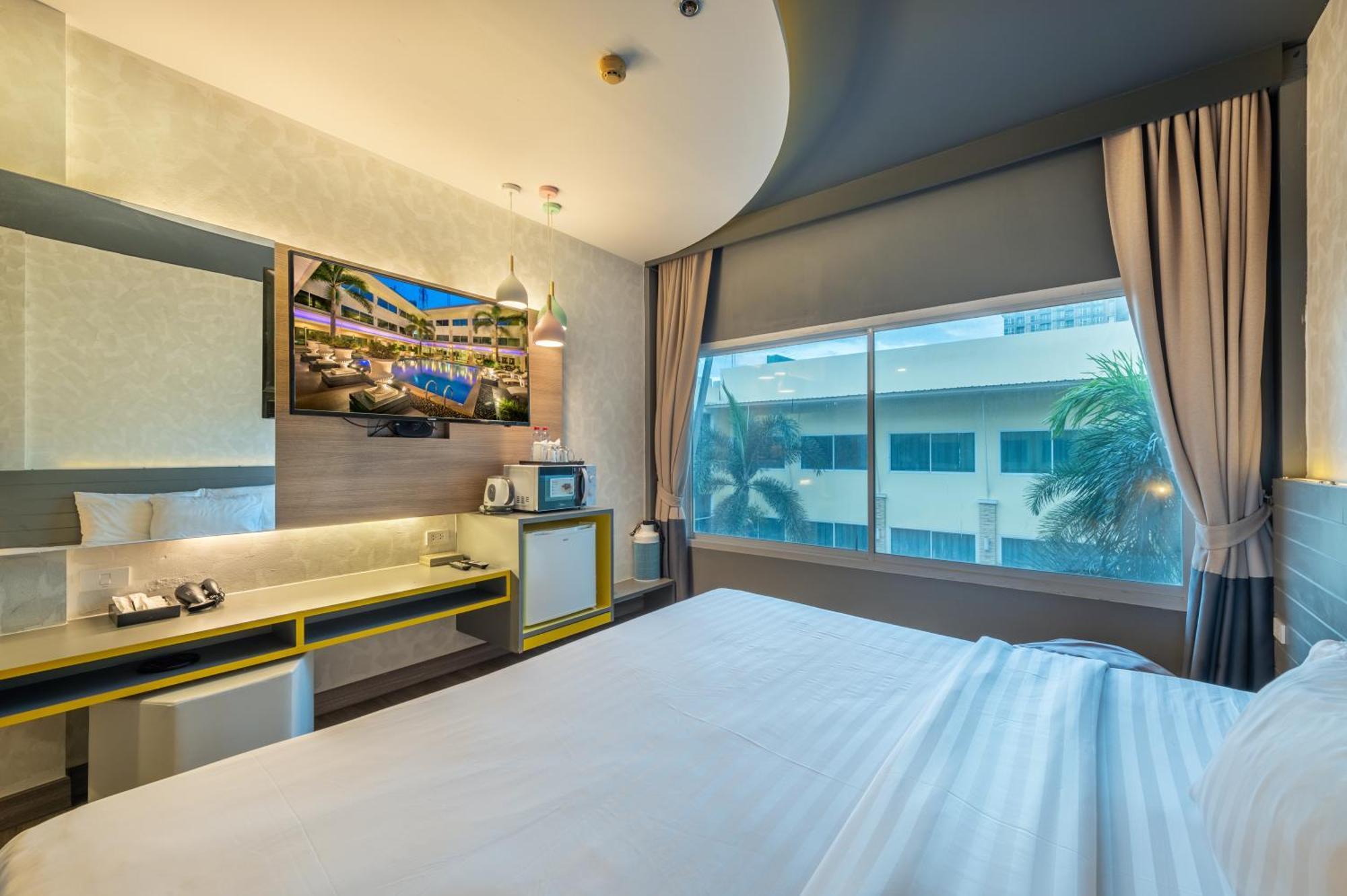Qiu Hotel Sukhumvit Sha Plus Bangkok Exteriör bild